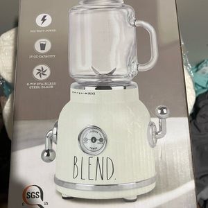 New Rae Dunn blender